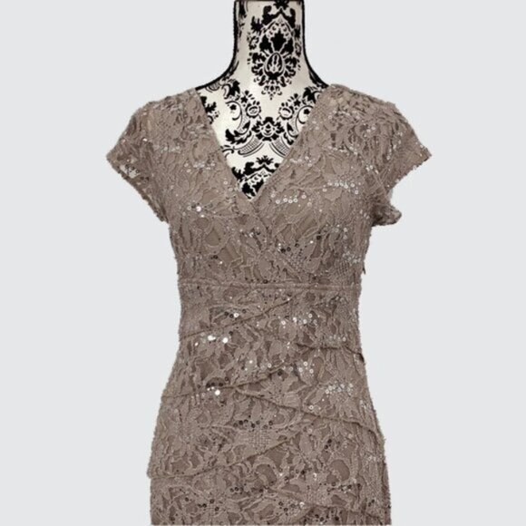 Jessica Sequin Lace Tiered Cocktail Dress - Picture 2 of 7
